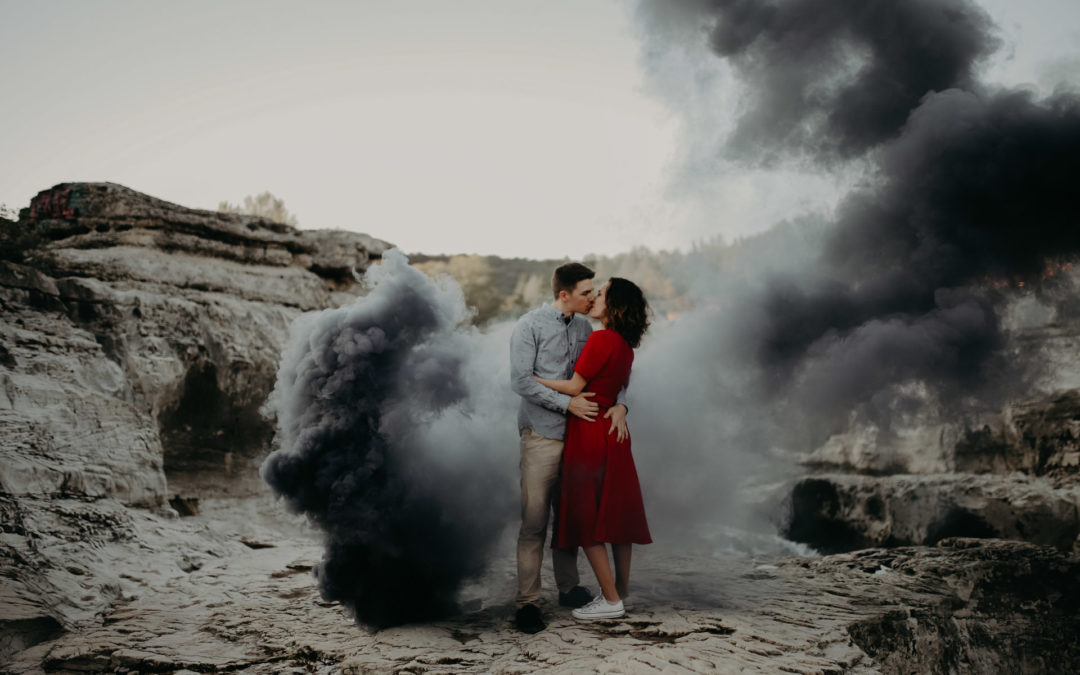Une séance anniversaire couple fumigènes & cascades ( Solène + Titouan)