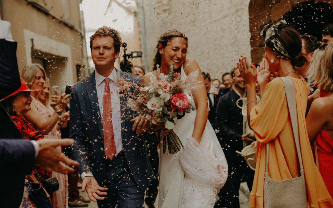 Une wedding party anglaise bohème dans le Var au Pontillaou